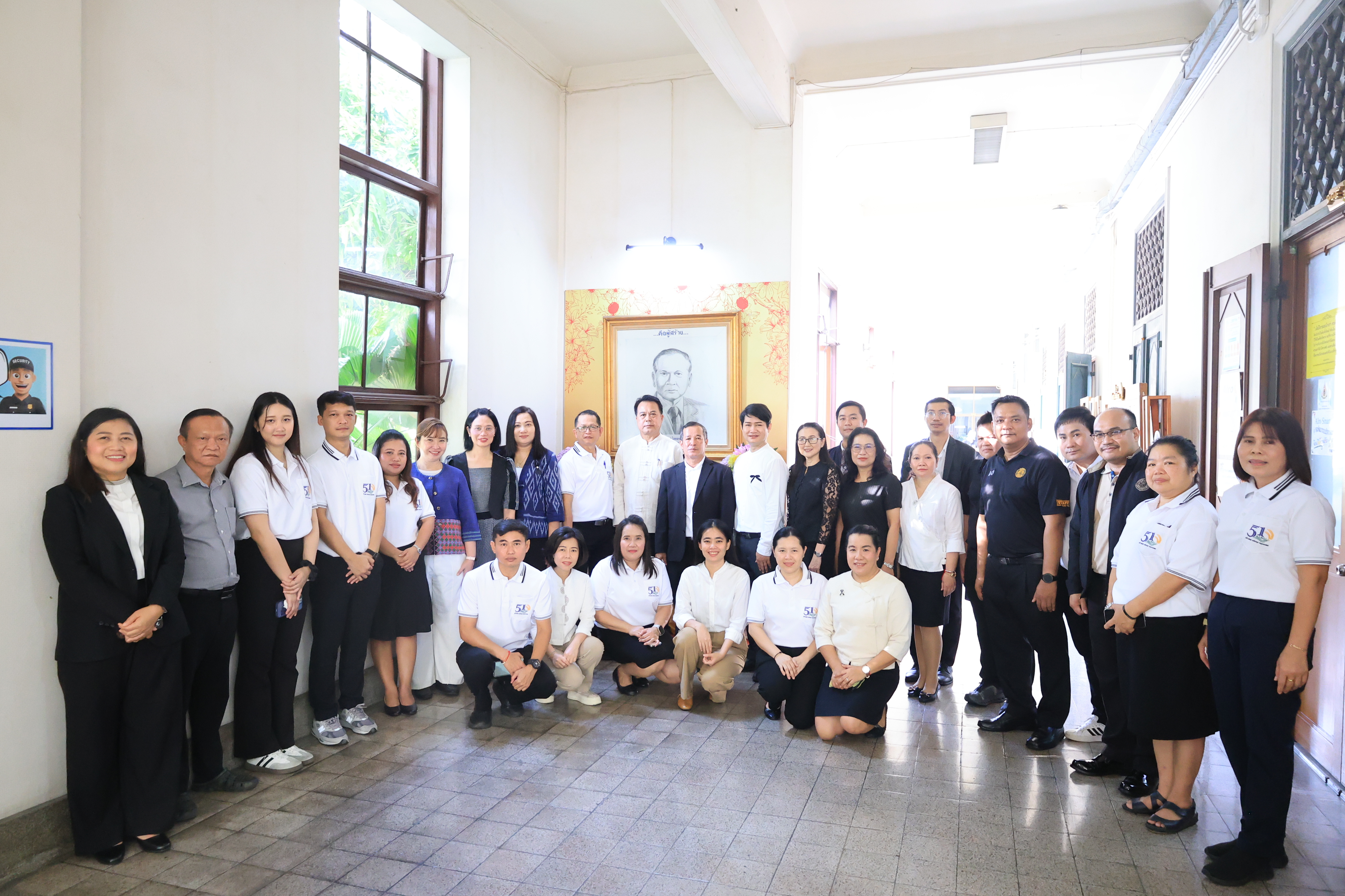 title - รองเลขาธิการ ส.ป.ก. สักการะสิ่งศักดิ์สิทธิ์ประจำ ส.ป.ก. เนื่องในโอกาสเข้ารับตำแหน่งใหม่